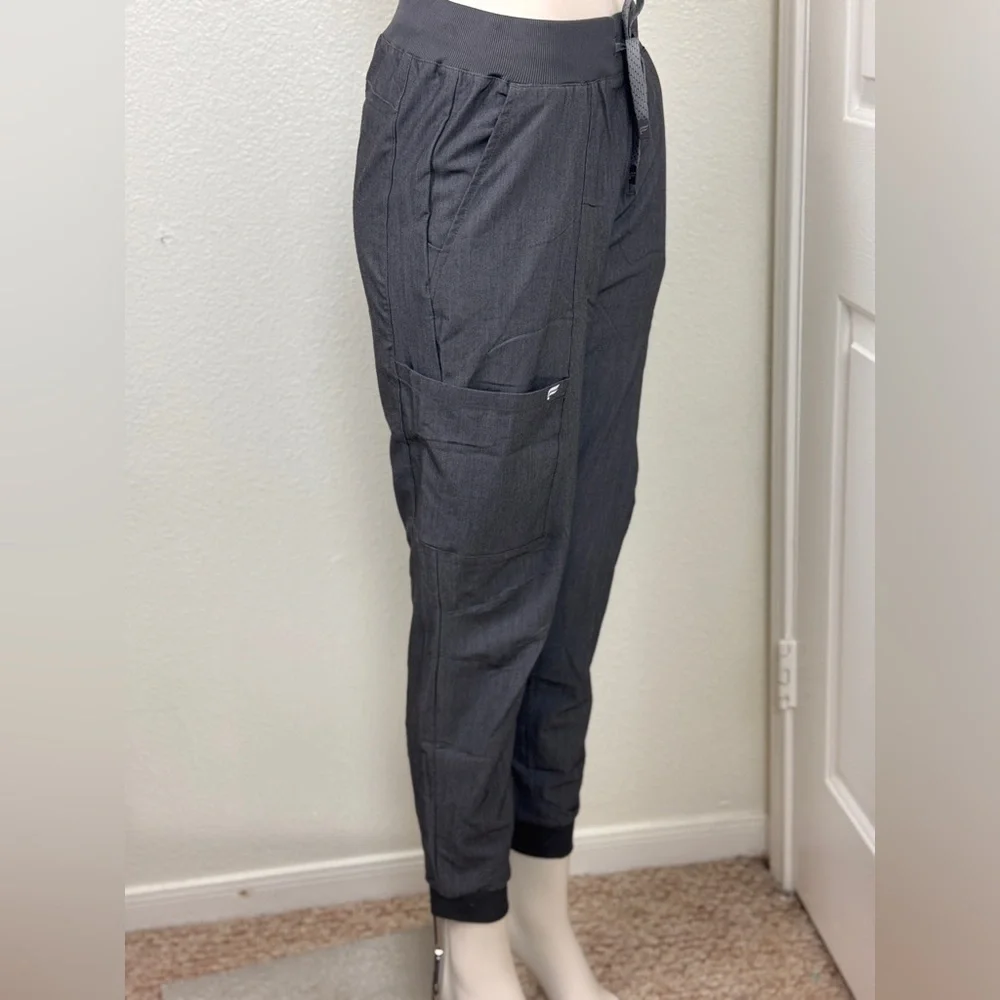 Figs Womens Zamora Scrub Joggers Size Small Gray
